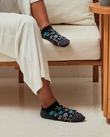 GROOVY FLORAL | ANKLE COMPRESSION SOCKS FOR WOMEN