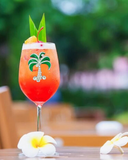 Green Diamond Palm Tree Jeweled Stemmed Wine Glass