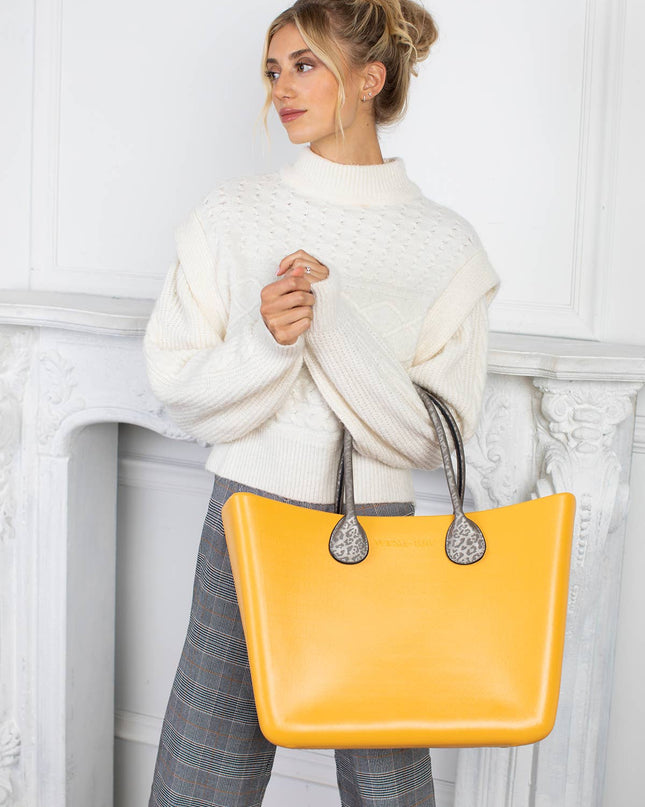 Carrie Versa Tote w/ Interchangeable Straps